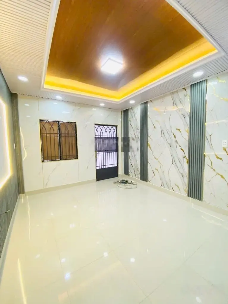 Bán Nhà 51m2, 3PN, 2WC, giá 5 tỷ, đường Nguyễn Thị Tần, P.1, Q.8, HCM