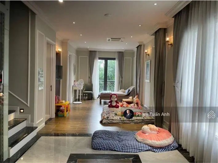 BÁN MỌI GIÁ ! bán gấp nhà Hoàng Hoa Thám ( ngay nhà ga T3 ) 8x20m, giá giảm chỉ còn 26 tỷ thôi
