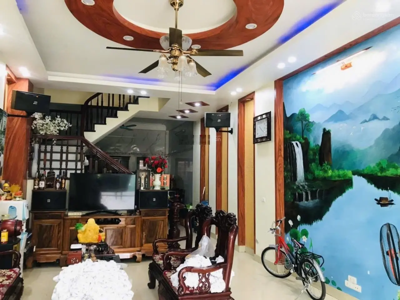 Bán nhanh nhà 3 tầng mặt đường Lương Ngọc Quyến - Yna - Kinh Bắc