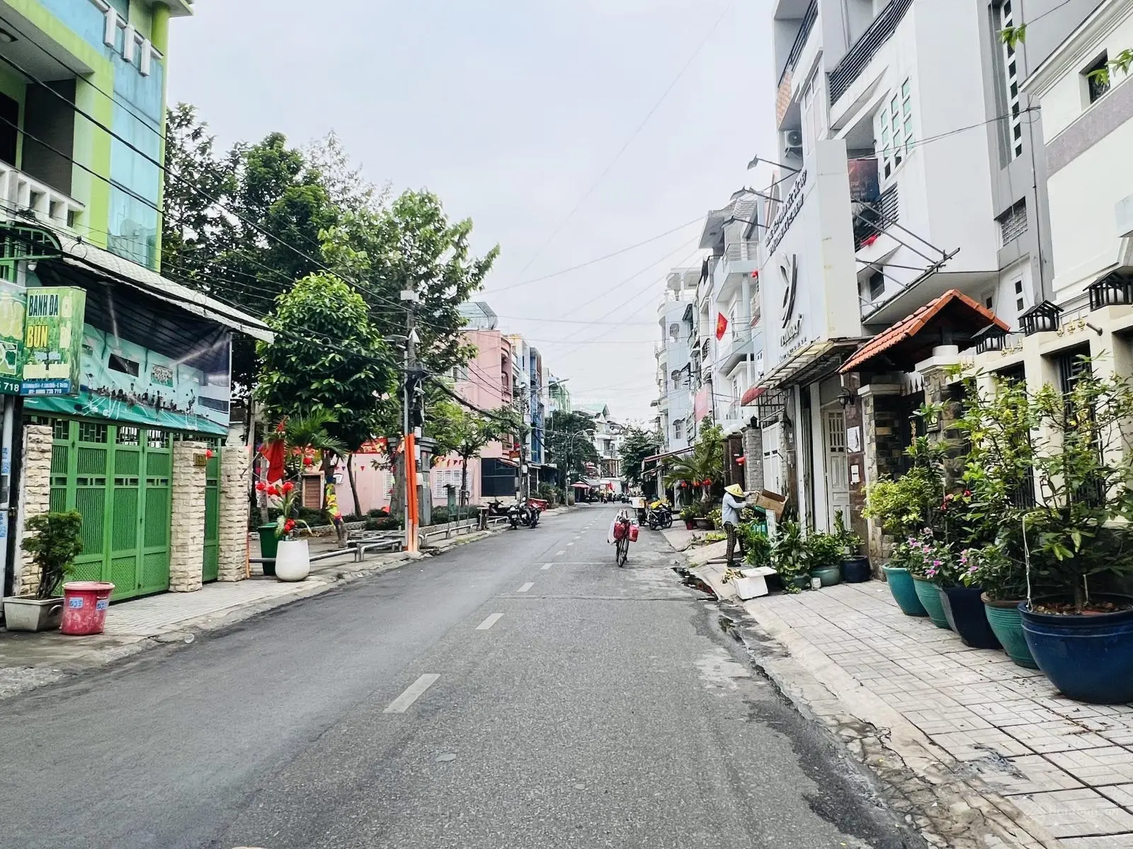 Hoàng Diệu 2 -140m2(6.5*22) Hẻm thông xe hơi - Tiện Xây Văn phòng, khách sạn, CHDV. Khu vực sầm uất