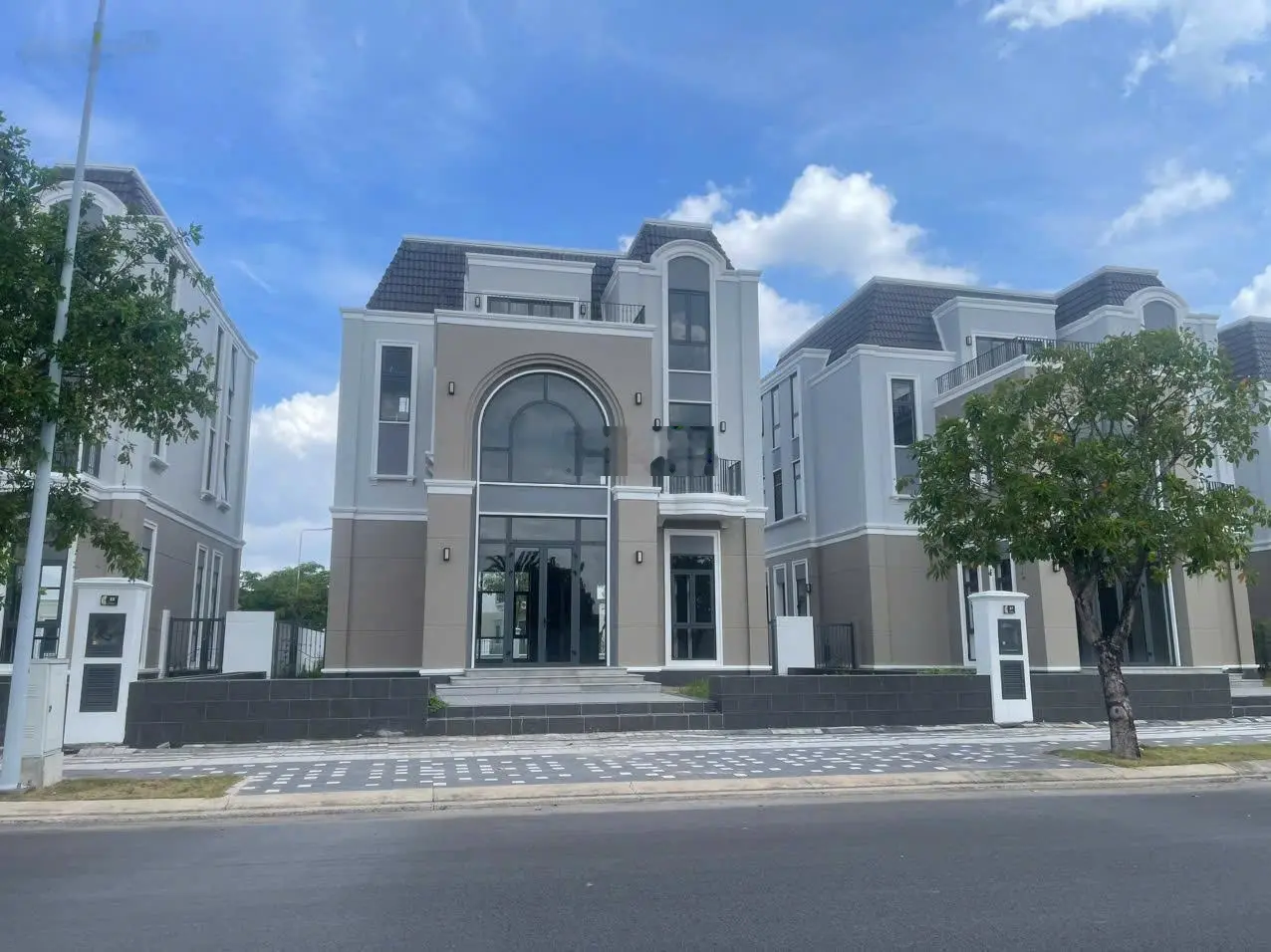 Bán lỗ NP 4,6tỷ8x20m chỉ 7,2tỷ;BT 10x20m từ 9.7 tỷ đơn lập view sông 15x20m chỉ 15 tỷ. PKD Novaland