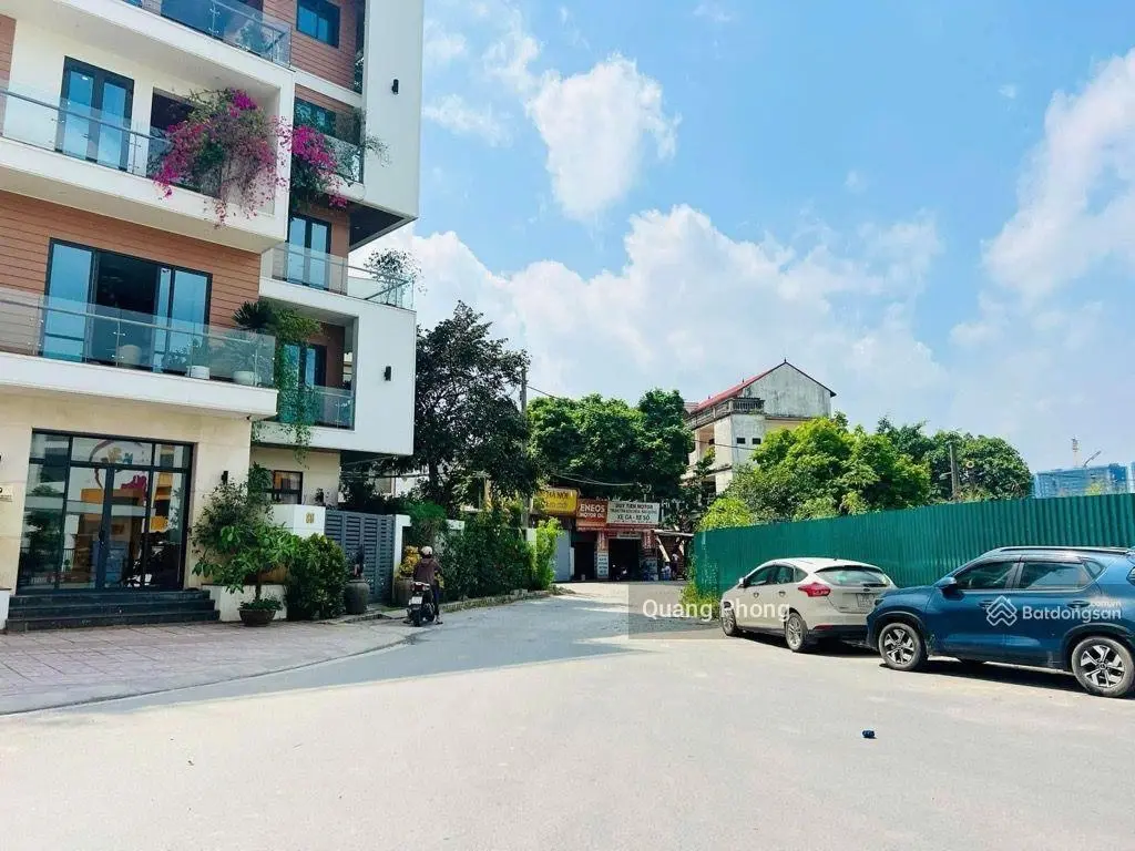 Đất đẹp - giá cực rẻ -đường ô tô tránh- thượng thanh- long biên