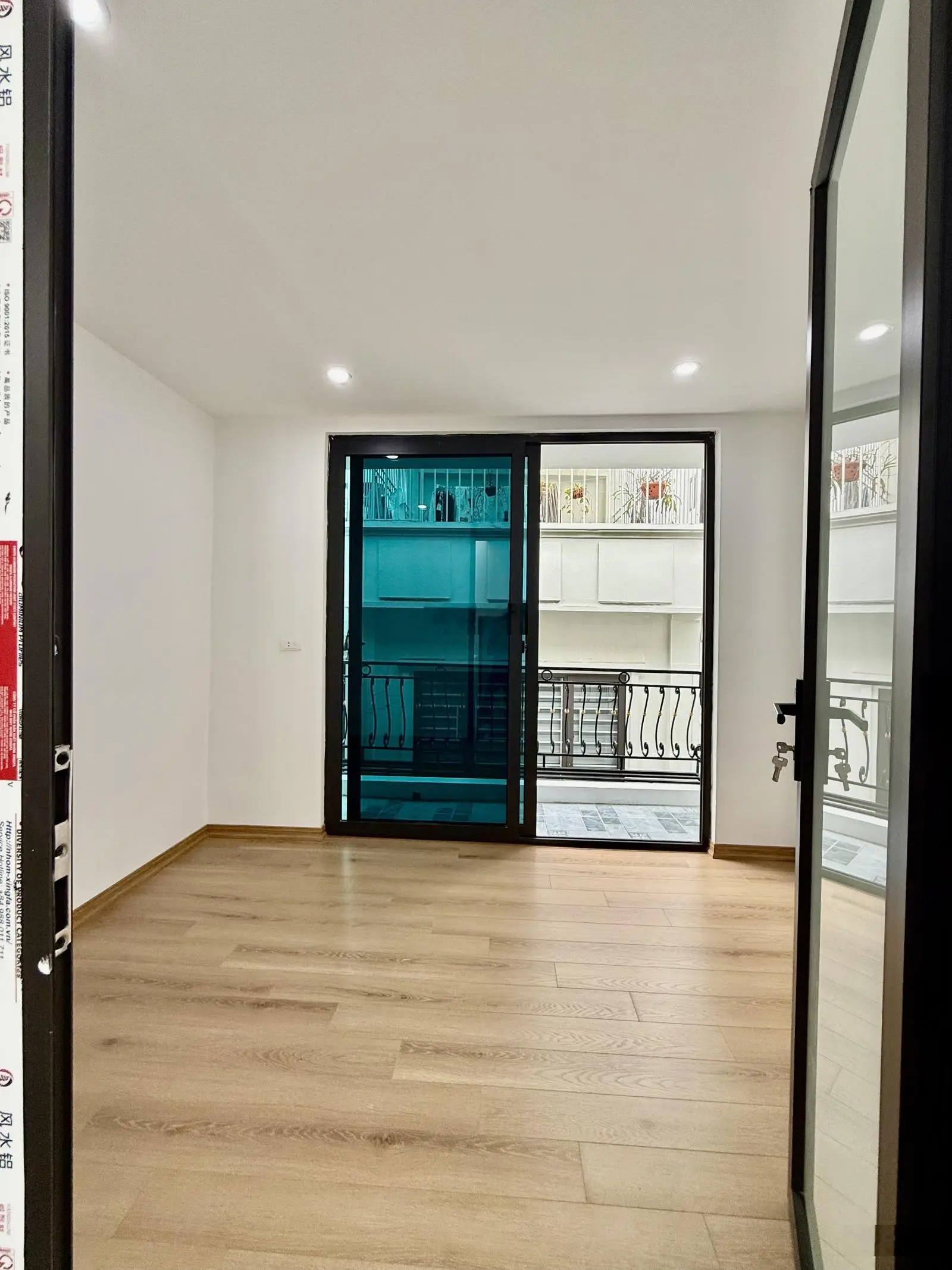 Chính chủ bán nhanh nhà đẹp Bằng Liệt Linh Đàm 38M-5 tầng - giá 6.85 tỷ , gần ô tô, kinh doanh onl