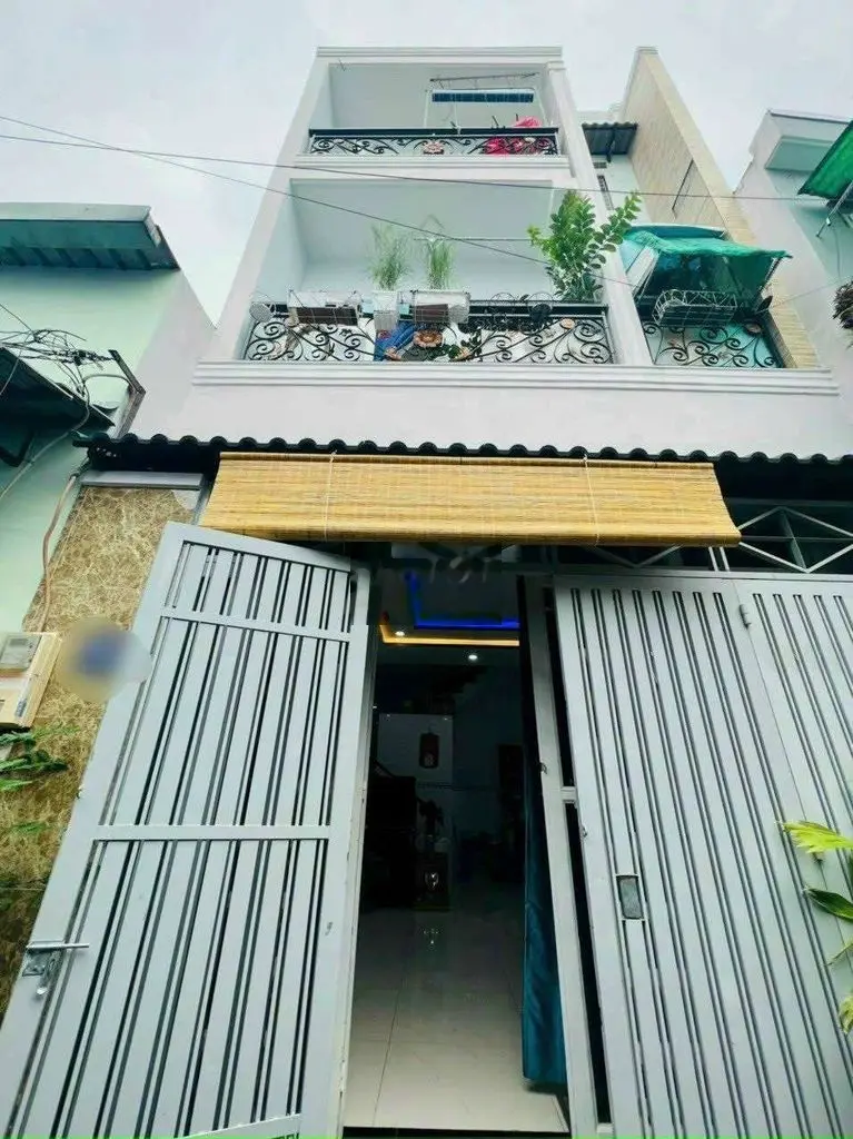Siêu ngon nhà 2 tầng HXT đổ cửa 32m2 ngay Mã Lò nhỉnh 2 tỷ.