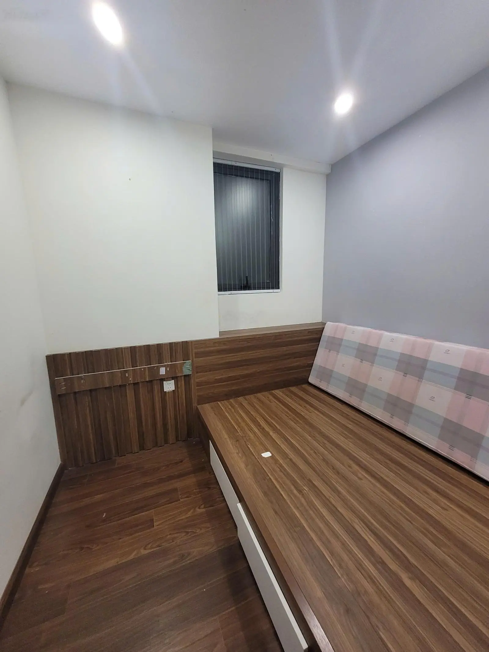 Cần bán nhanh căn hộ siêu hiếm tại thời điểm này. Kiếm đâu ra căn hộ tầng trung, ban công hướng mát