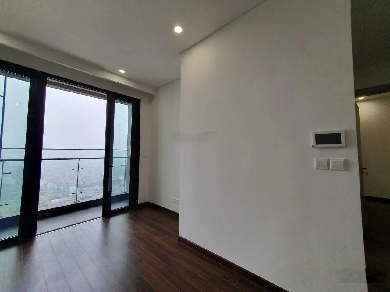Sos cắt lỗ căn 2PN tòa C Masteri giá 3,6 tỷ