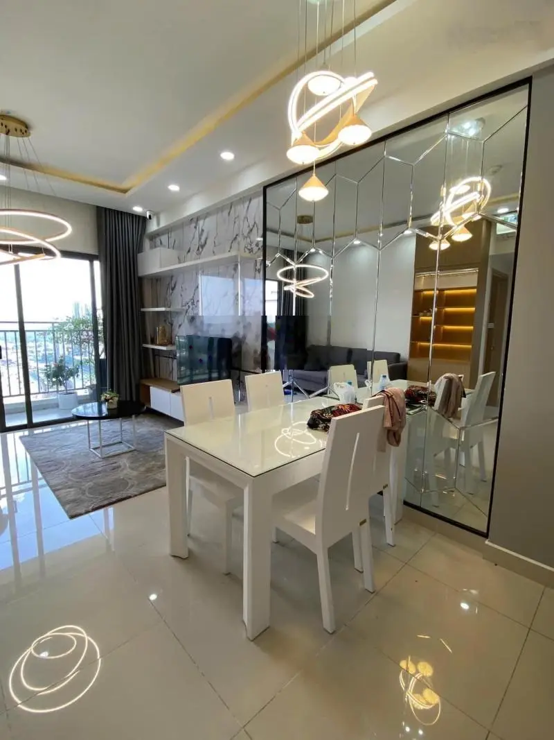 CĂN HỘ 3PN, 86M2 FULL NỘI THẤT ĐẸP LUNG LINH, VIEW TỶ ĐÔ RAO BÁN GIÁ TỐT CHỈ 5,2 TỶ - GẦN TRUNG TÂM
