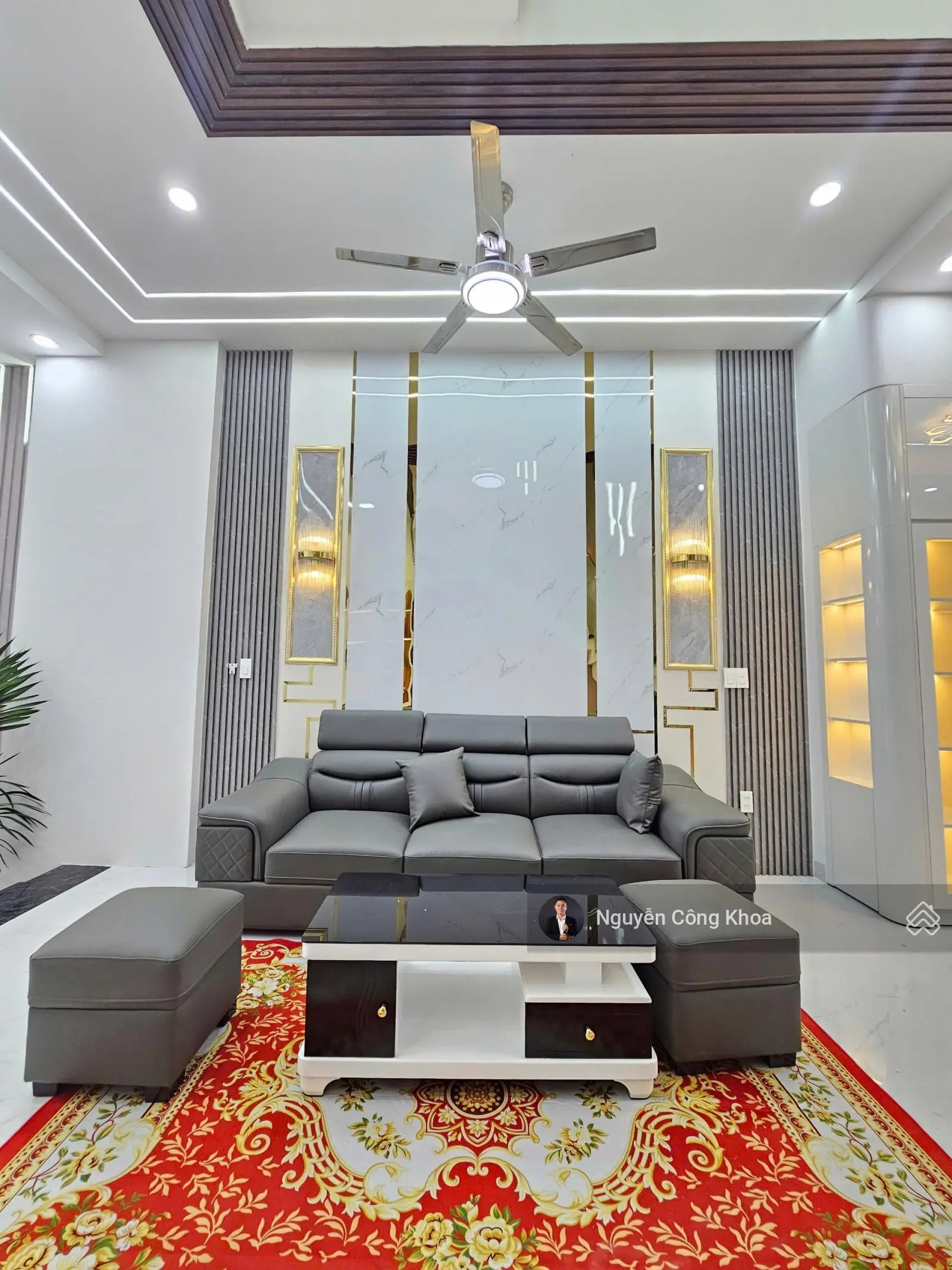Bán nhà đúc 3 tấm mẫu hiện đại, sân ô tô, 4 phòng ngủ, đầy đủ nội thất, KDC P. Bình Chuẩn, Thuận An