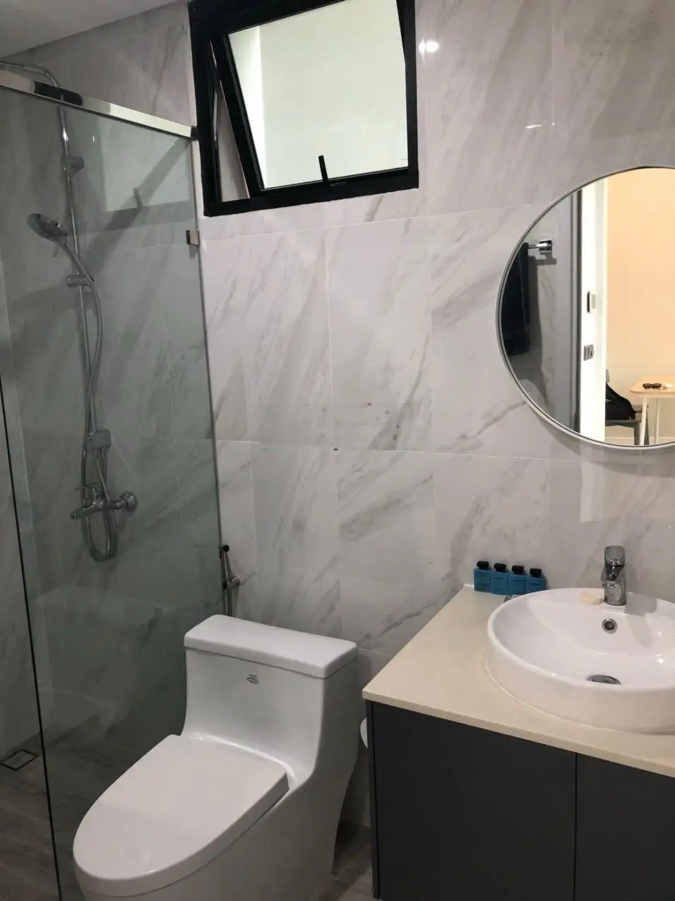 Cần bán nhanh căn hộ duplex 2PN Feliz En Vista tầng cao 103m2 giá tốt. LH: 0909 024 ***