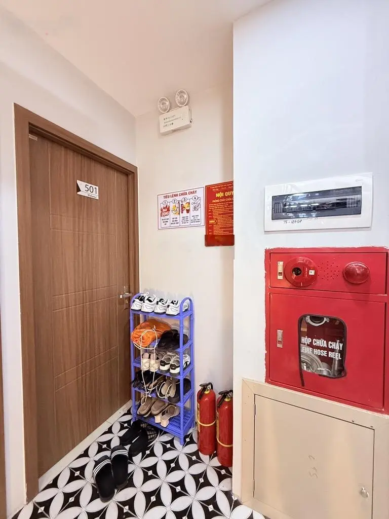 CC bán toà dòng tiền Giải Phóng, 78m2, 6 tầng, thang máy, PCCC, 3 thoáng, 95 triệu/tháng, hơn 18 tỷ