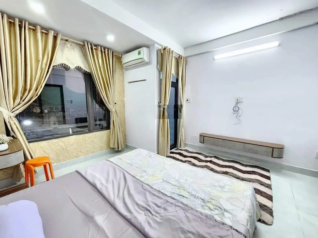 Giảm 1 tỷ! Bán nhà 4 tầng 72m2 Hồ Xuân Hương, P.14, Bình Thạnh - 3tỷ270 sát mặt tiền 10m. Thuê 37tr
