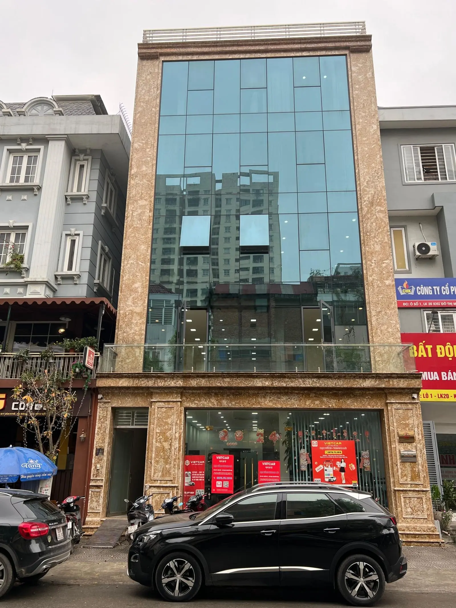 Cực hiếm! siêu phẩm khu đô thị Văn Khê 133,3m2, Mt 9m (xây hết đất) 6 tầng thang máy xịn giá 3x tỷ