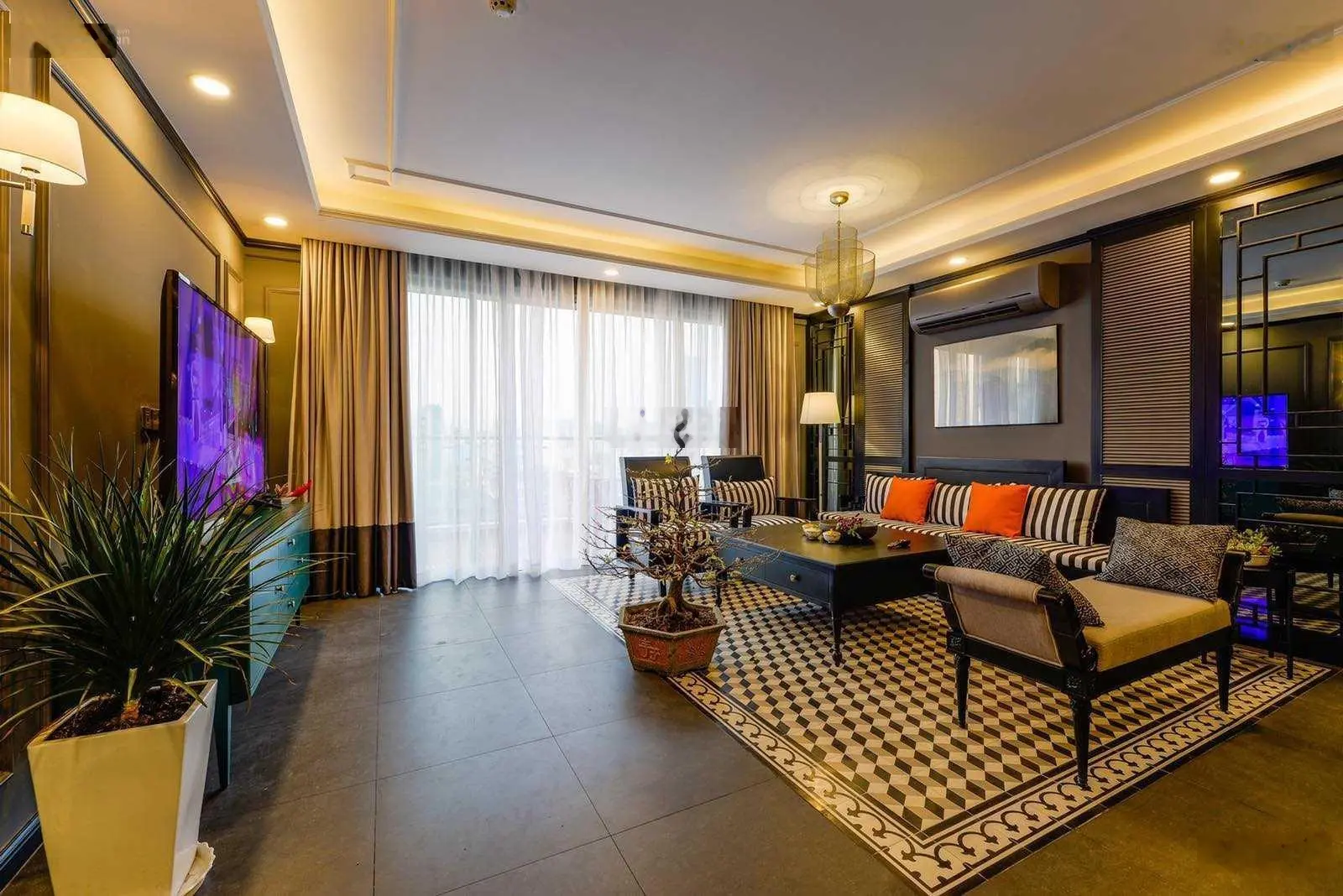 Bán chung cư Sky Center - Tân Bình, DT: 75m2, 2pn, 2wc, tặng nội thất, giá: 3.9 tỷ, LH:0906 101 ***