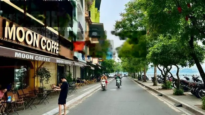 Mặt phố Nhật Chiêu, Tây Hồ. Mặt Hồ Tây, 105m2, 5 tầng, MT 6.5m. Hai thoáng Thang máy, hầm xe, 86 tỷ