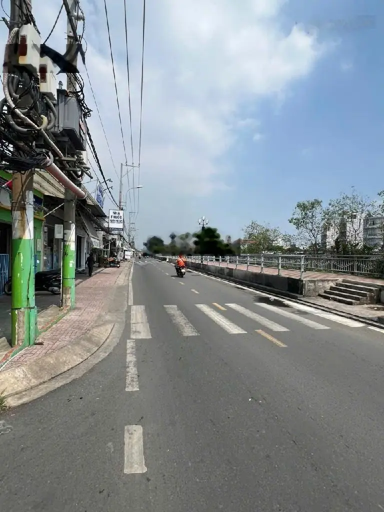 Bán nhà đẹp Phú Định, Quận 8 nhà 1 trệt 3 lầu 5PN, giá chỉ 6 tỷ