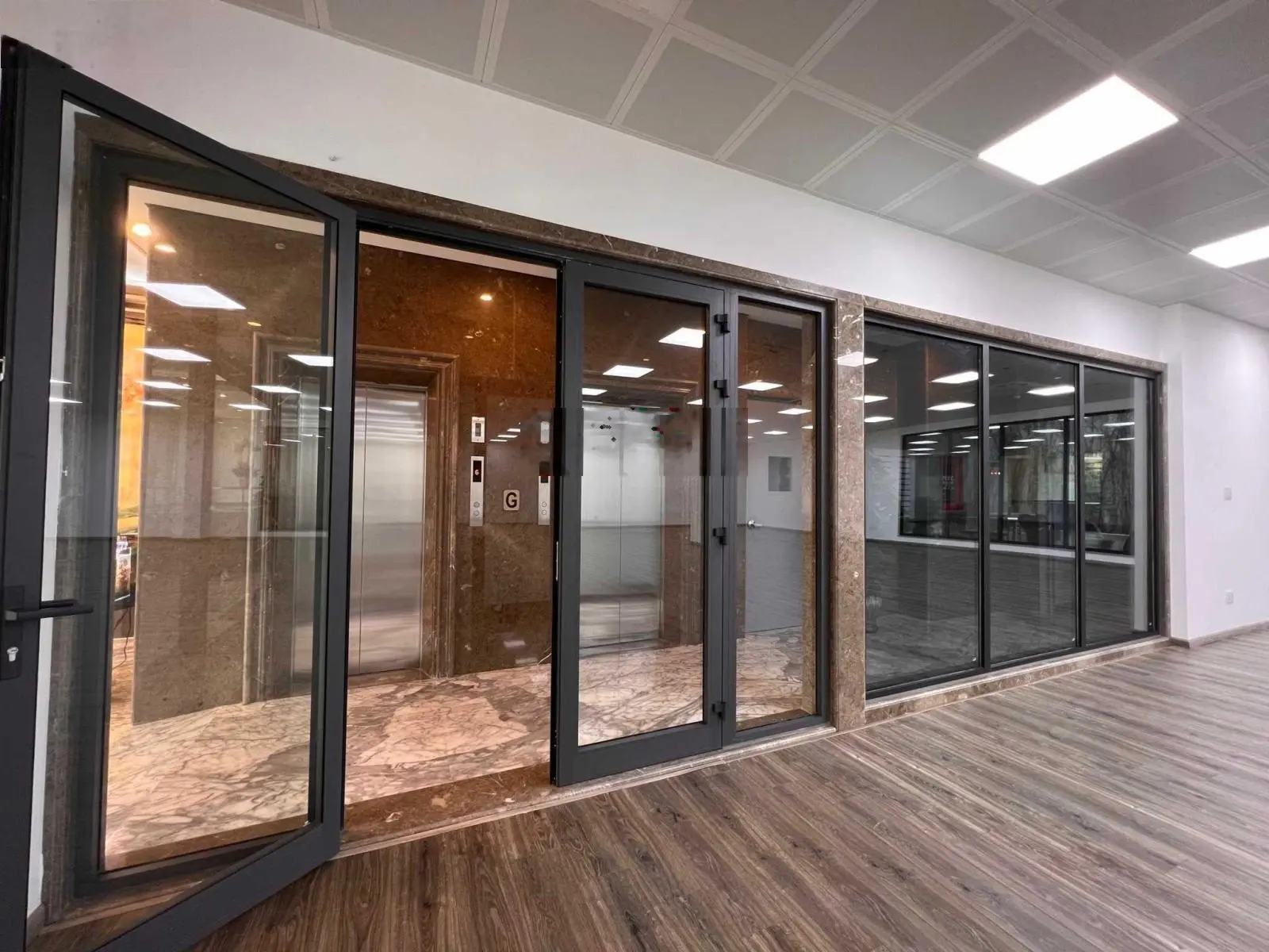 Bán tòa building mặt tiền Tạ Hiện 8x20m Hầm 7 Tầng HĐ Thuê 120tr/th Giá bán 68 tỷ