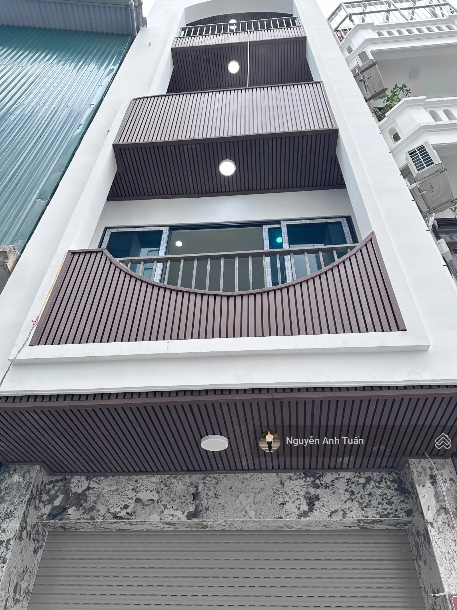 Bán nhà phố Nguyễn Văn Huyên, Cầu Giấy 7 tầng thông sàn ô tô tránh ngõ thông DT 45m2 x 7 tầng