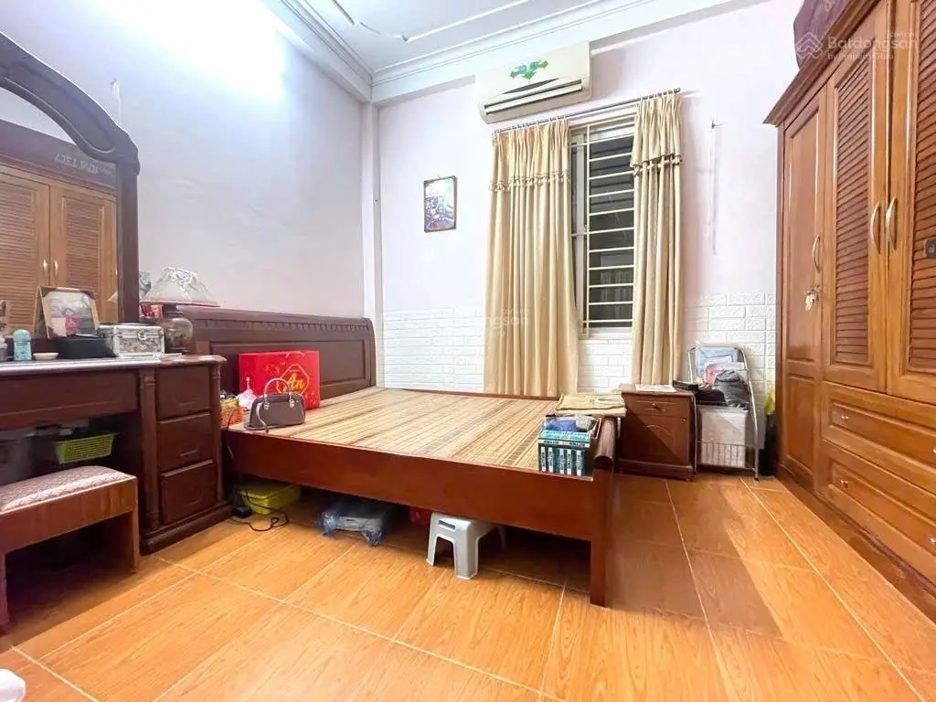 Bán nhà phố Định Công Thượng, ô tô đỗ cửa, Dt 90m, 4T, mt4,5m, giá 14,5 Tỷ, 0948552279