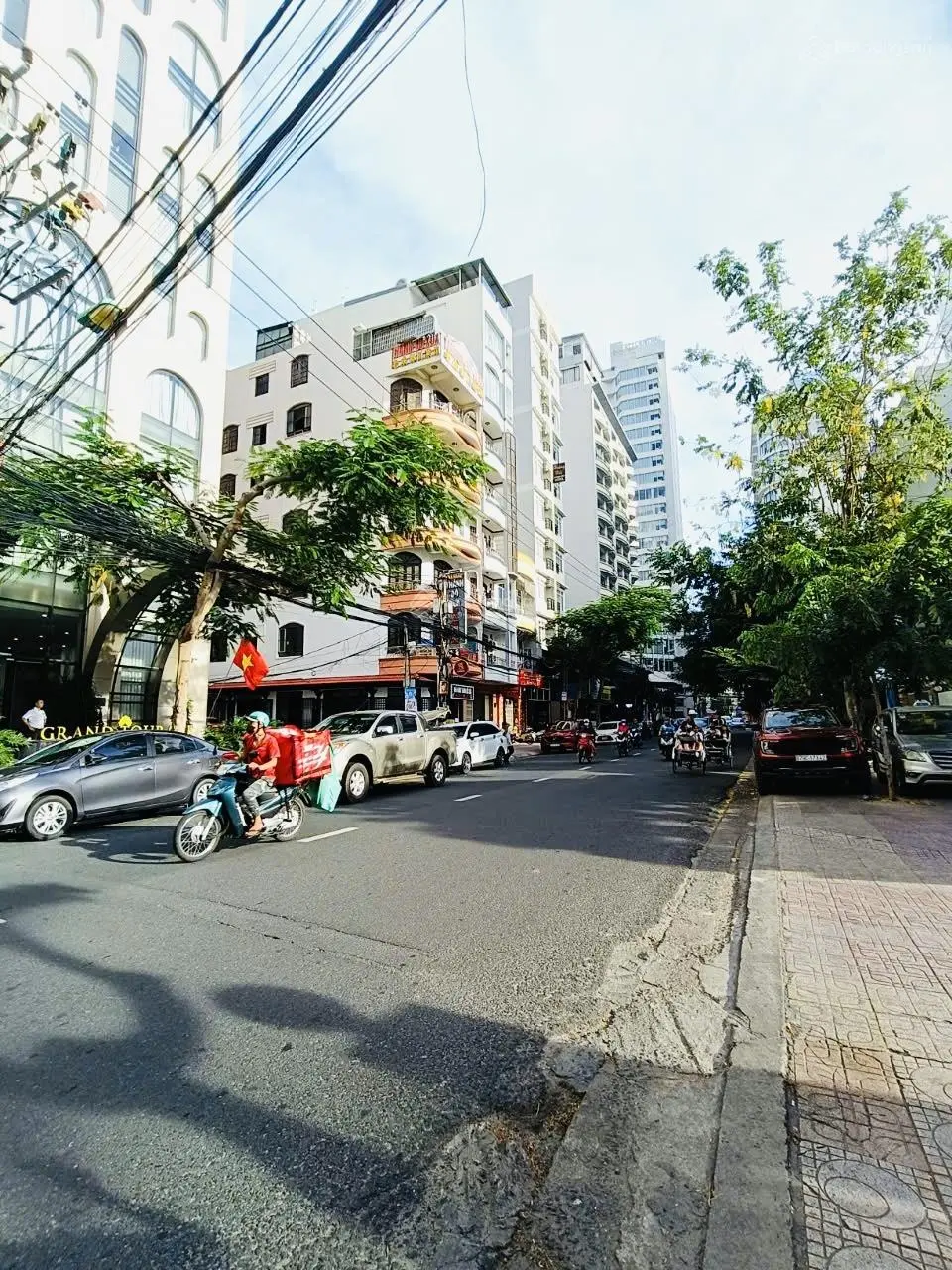 Bán đất 3 mặt tiền trung tâm thành phố biển Nha trang