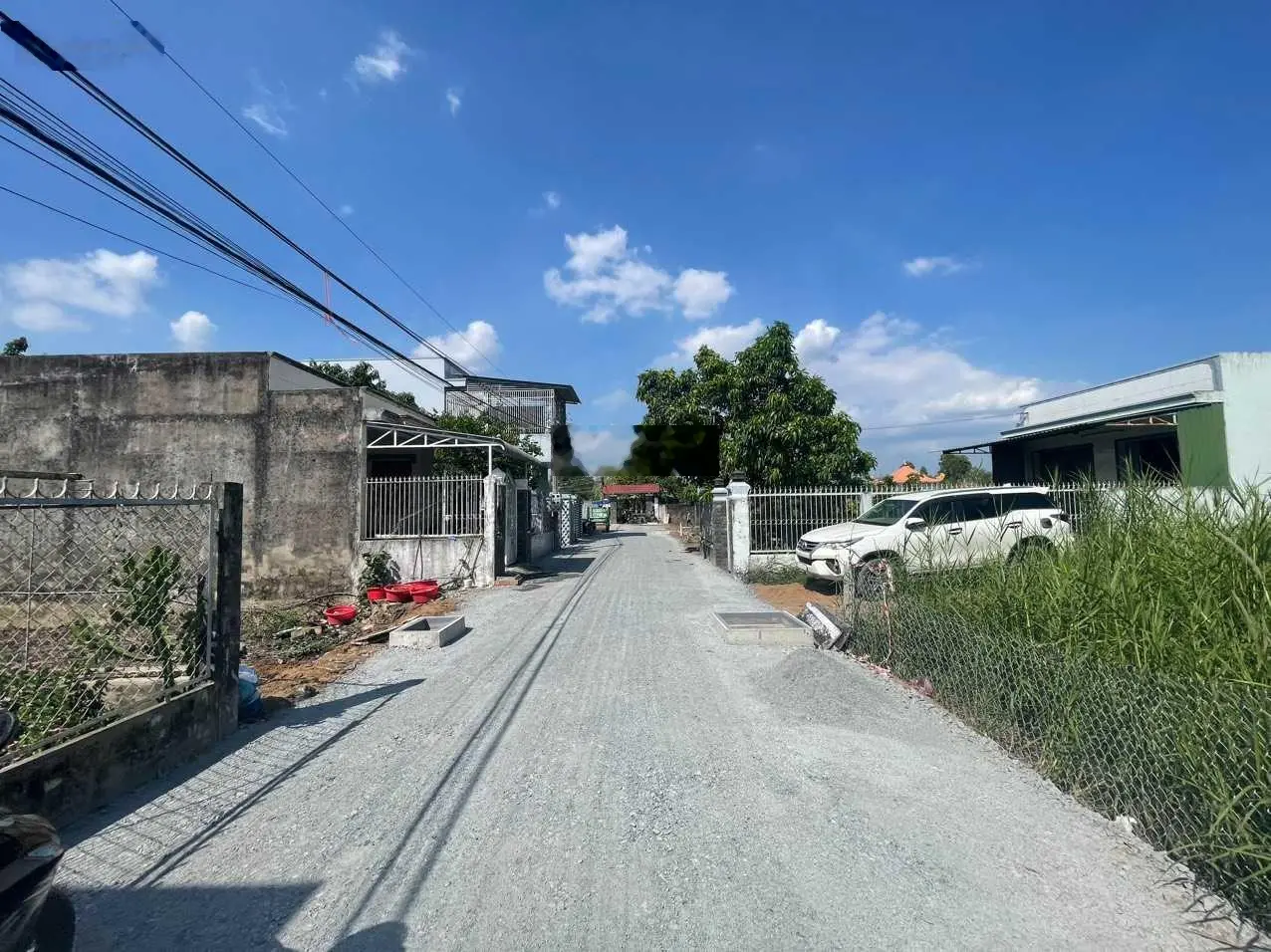 Chủ gửi bán nền đất thổ cư 125m2 thị trấn Cần Giuộc. Đất cách QL50 chỉ 70m, khu đông dân cư, SHR