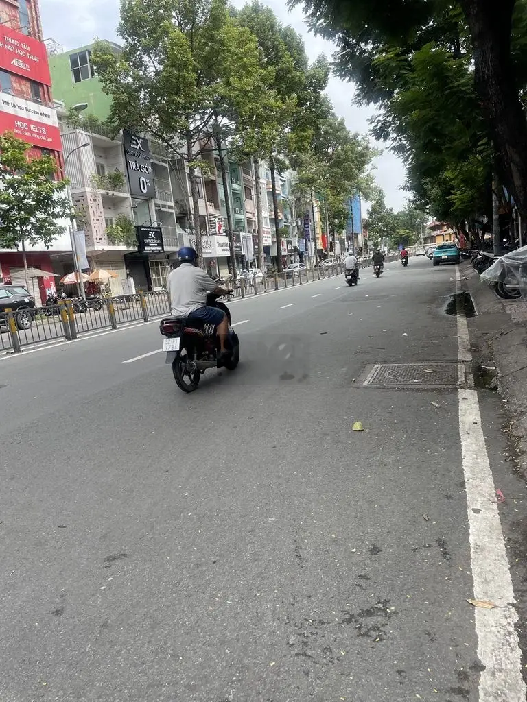 Bán nhà đẹp hẻm đẹp giáp Quận 1 P21 BT 35m/4.68tt