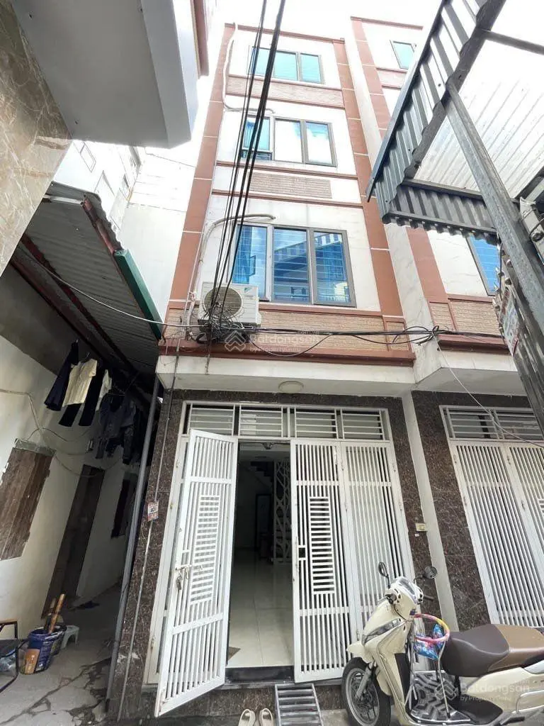 Bán nhà Đại Mỗ 4 tỷ 58 - lô góc 4 tầng - dân xây 32m2 - ngõ nông ô tô. Diện tích 32m2 x 4 tầng
