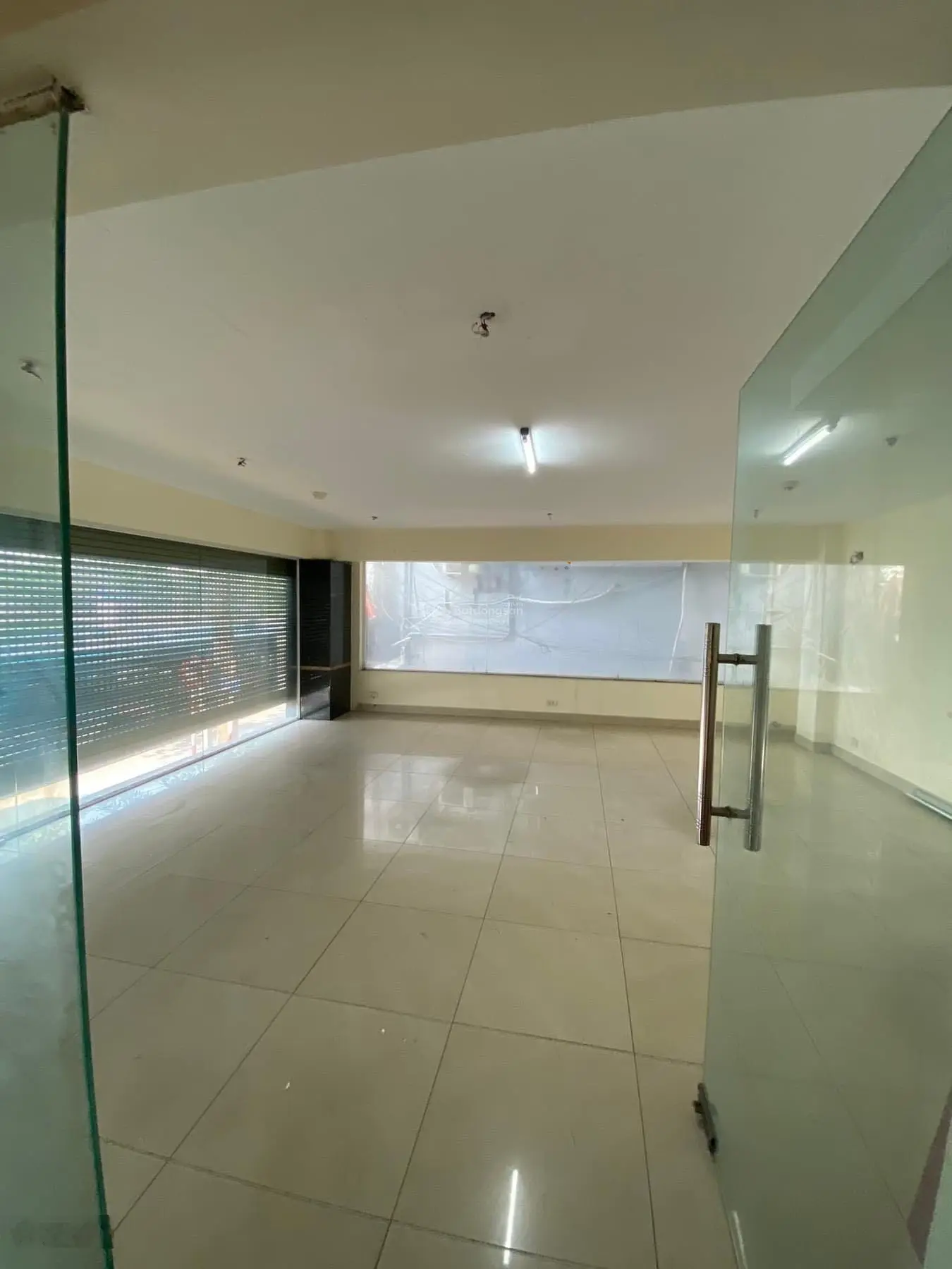 Đẳng cấp Ba Đình, building mặt phố Kim Mã, lô góc, mặt tiền hoa hậu 8,2m. Giá 44,8 tỷ thương lượng