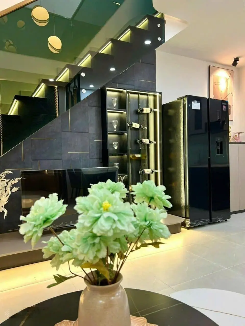 Nhà đẹp 50m2, 2 tầng, 3 phòng ngủ ( có phòng ngủ dưới) , gần biển 200m ,thanh khê