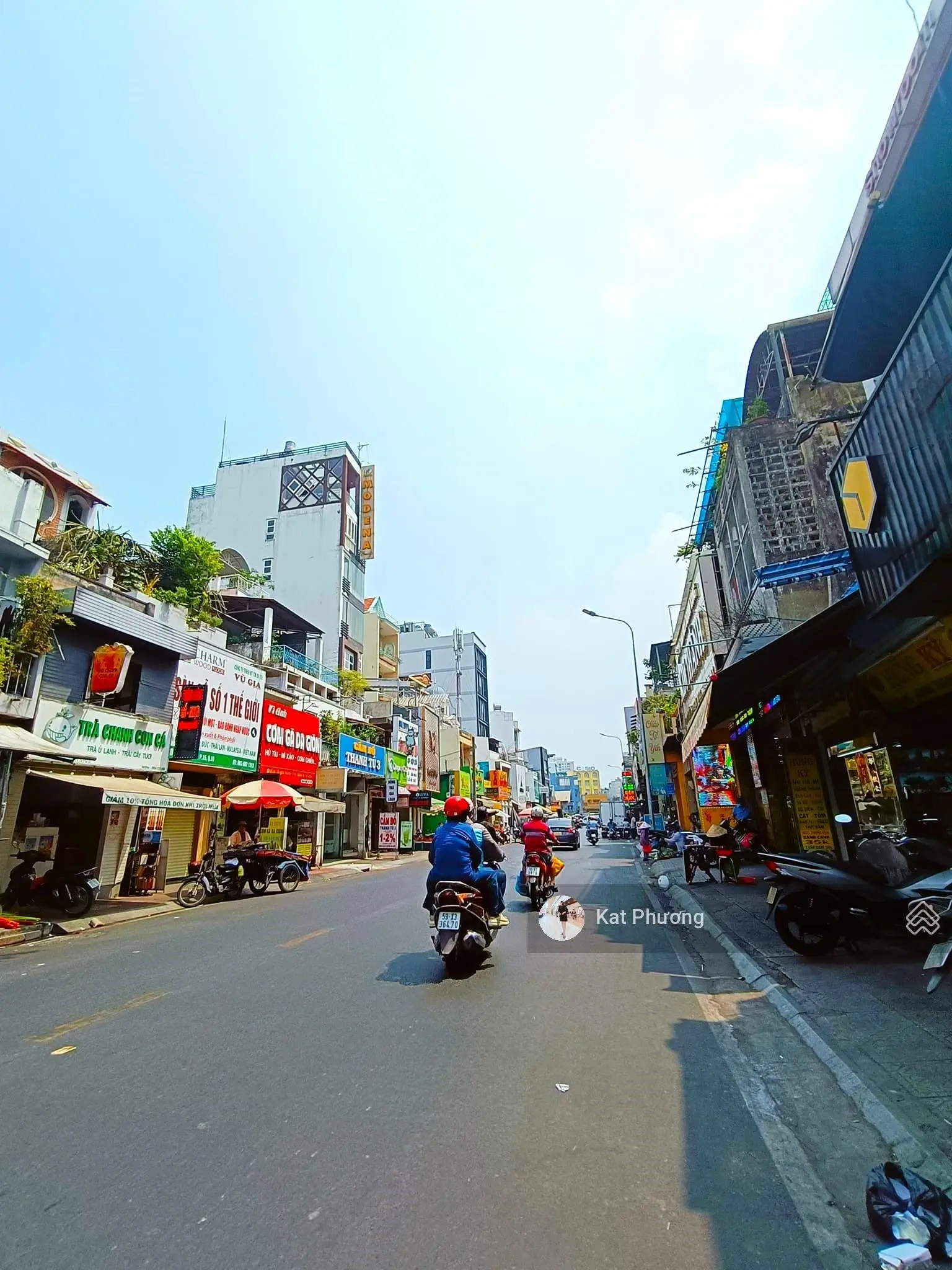 Hiếm mặt tiền kinh doanh khu vip P13, quận 10 - 80m2-4 tầng- ngang 4m- vỉa hè 8m-dòng tiền 45 triệu