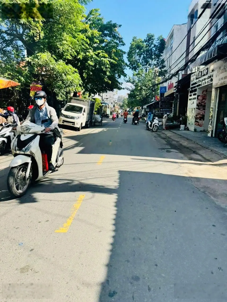 Bán Nhà Mặt Tiền đường Nguyễn Tuyển DT 250m2 (10m x25m) giá 33 tỷ đang cho ST Winmart thuê, SHR