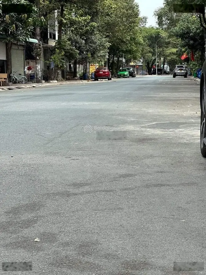 Chủ gửi bán GẤP lô đất Đẹp Toa Xe Lý Thường Kiệt , phường Dĩ An, Bình Dương.