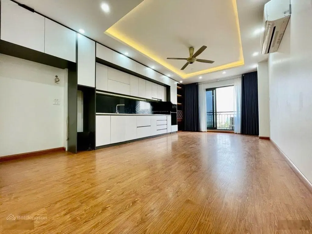 Bán NP mặt phố Phúc Đam, 17,5 tỷ, 60m2, 5PN, 5WC, pháp lý đầy đủ, đẹp, nhiều tiện ích
