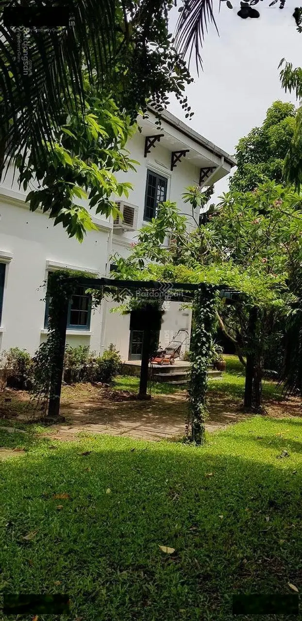 Bán căn biệt thự nhà vườn. 1400m2 full thổ cư