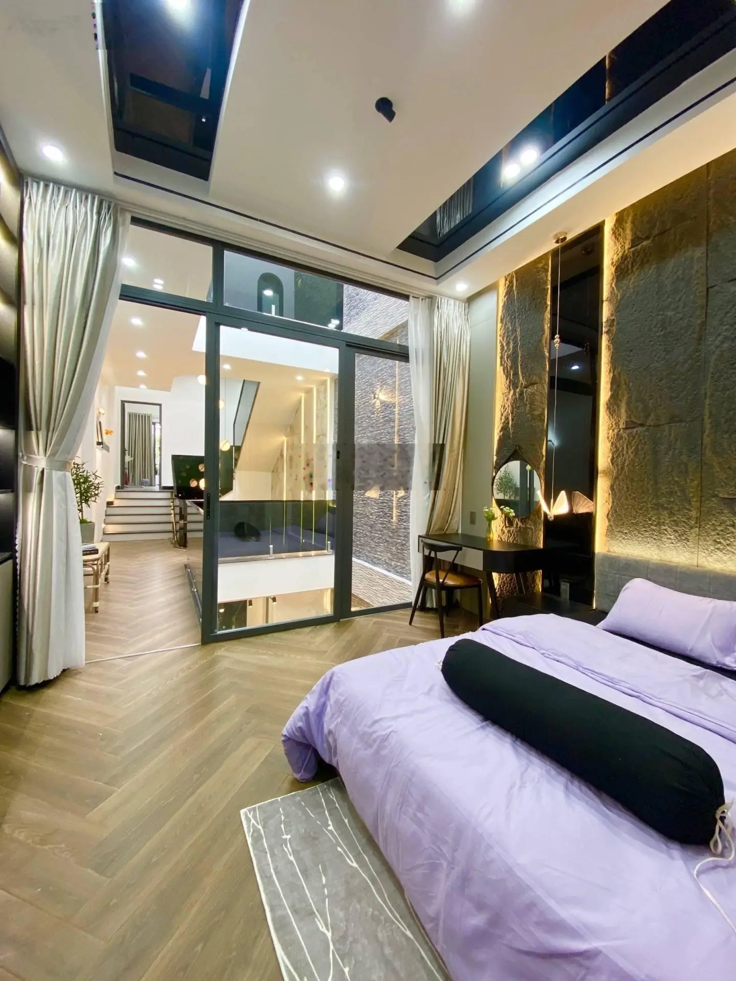 SỐC! Nhà mới 80m2 ngay Nguyễn Thái Sơn, Gò Vấp giá chốt 3tỷ700. Có hồ bơi trong nhà. 5PN. SHR. HXH