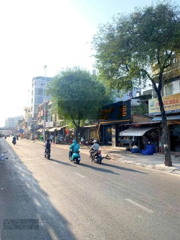 Mặt tiền Hồng Bàng 240m2 (12x20)m, hợp đồng thuê 50 triệu/tháng