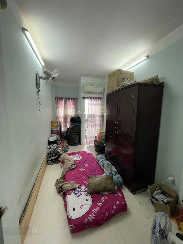 QUẬN 4- NHà 3 LẦU, 3WC, Đường trước nhà 3,6m, 3,45 tỷ,