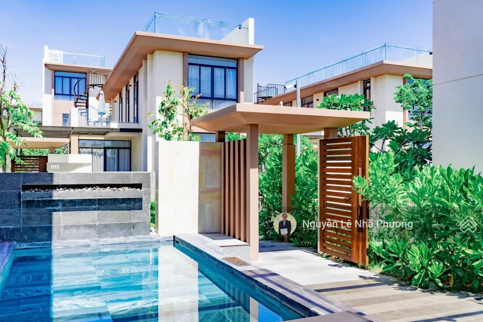 Bán nhanh nhiều biệt thự biển Cam Ranh Mystery Villas (Wyndham Garden Cam Ranh). LH 0906147797