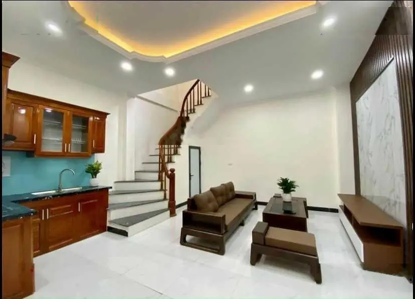 Chính chủ bán gấp nhà 5 tầng xây mới khu Xa La Kiến Hưng Hà Đông ô tô đỗ sát nhà giá chỉ 4.5 tỷ