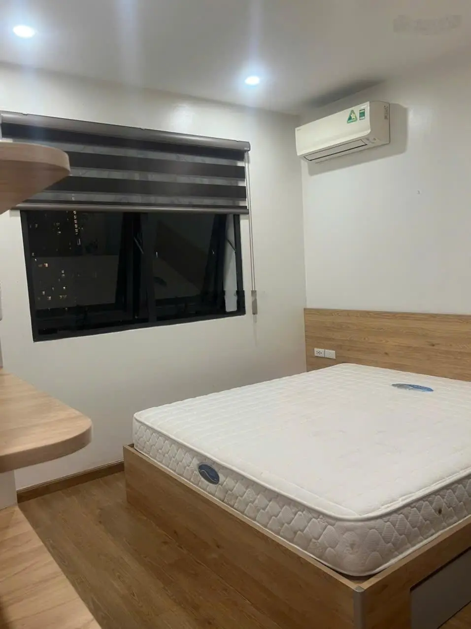 Bán căn hộ chung cư 2 pn tại iris garden, giá tốt chỉ 4,85 tỷ vnd, 61,7m2. lh 0934 593 ***
