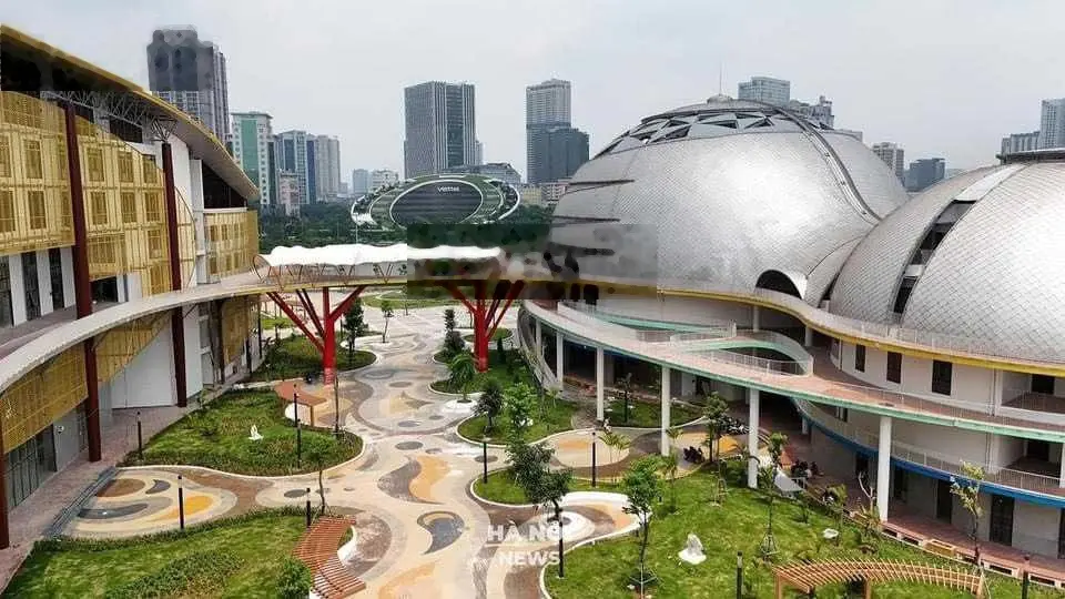 Bán căn góc 4 phòng ngủ view hồ Vinhomes Skylake, Phạm Hùng giá giảm sốc. LH 0983 786 ***