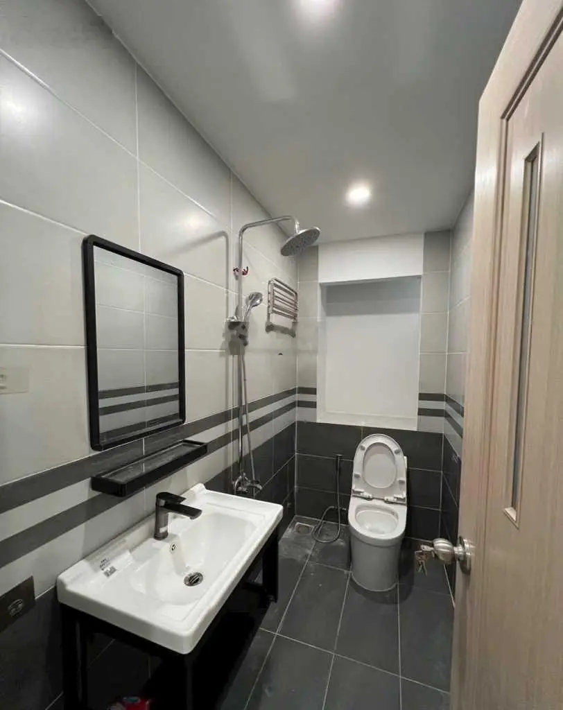 Nhà đẹp cạnh PMH -ngang khủng 5m - 56.7m2 chỉ nhỉnh 4 tỷ