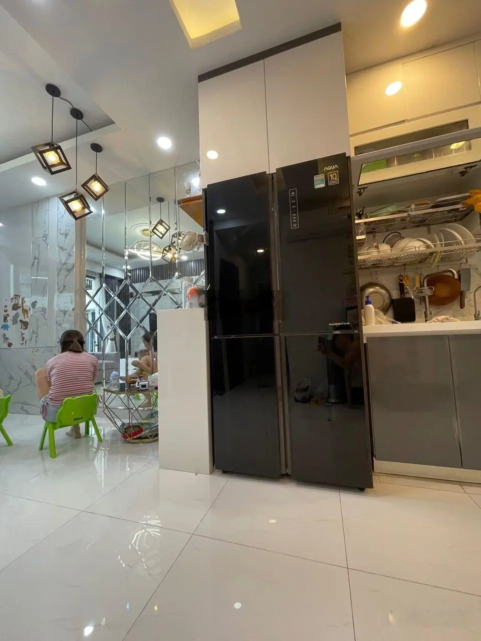 Căn hộ đẹp nhất rẻ nhất The Pegasuite full nội thất 3PN bao vay ngân hàng