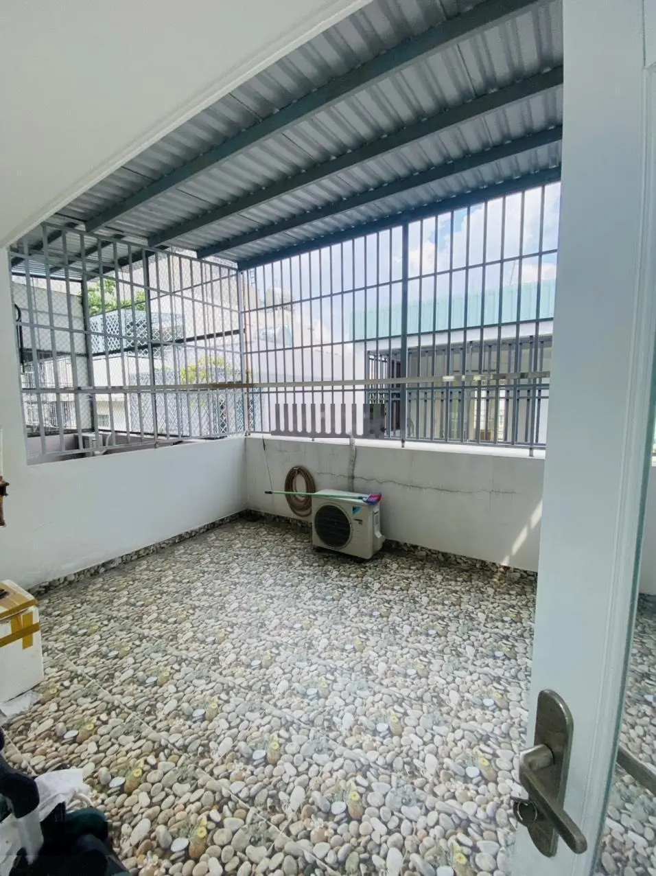 Mặt tiền Đẹp KD Víp 80m2, 4 tầng(4,5 x 17) ,5 PN ,Đ Bông sao phường 5 quận 8 ,Ko quy hoạch lộ giới