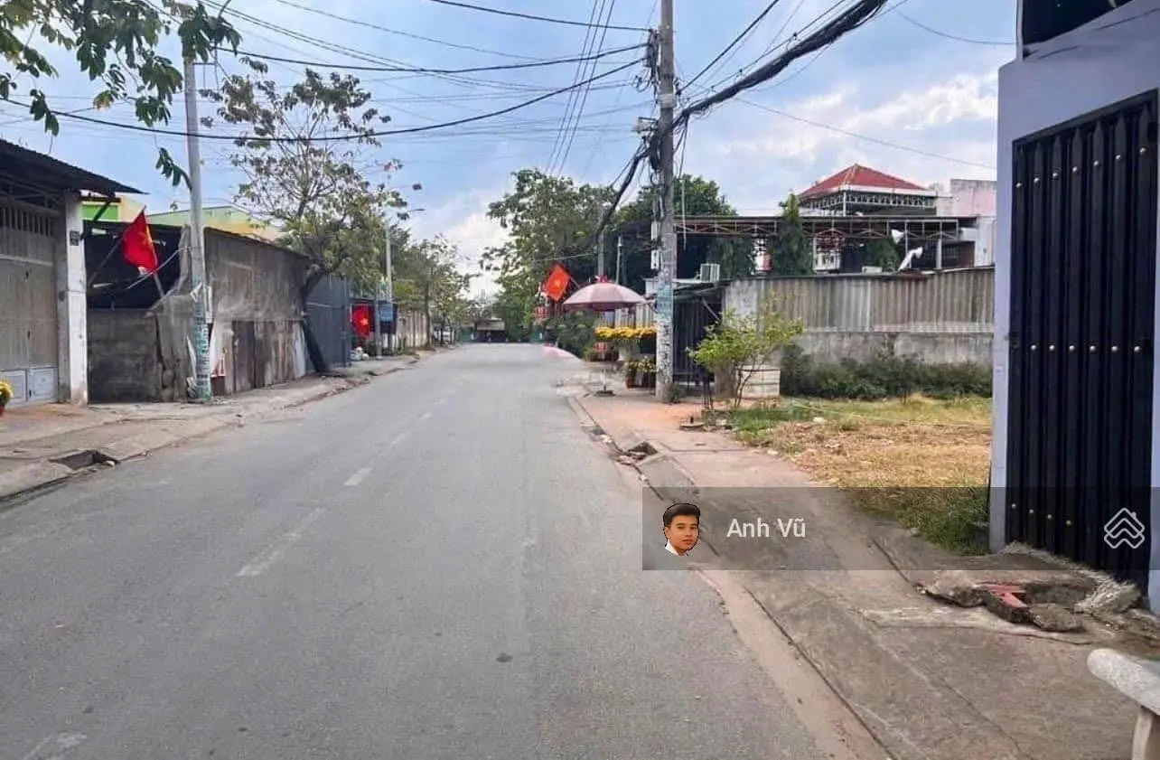 Kẹt tiền bán rẻ lô đất Đ.Tân Quới Hưng, gần Trạm y tế Phường Tân Ngãi, Vĩnh Long, 120m2/450tr. SHR