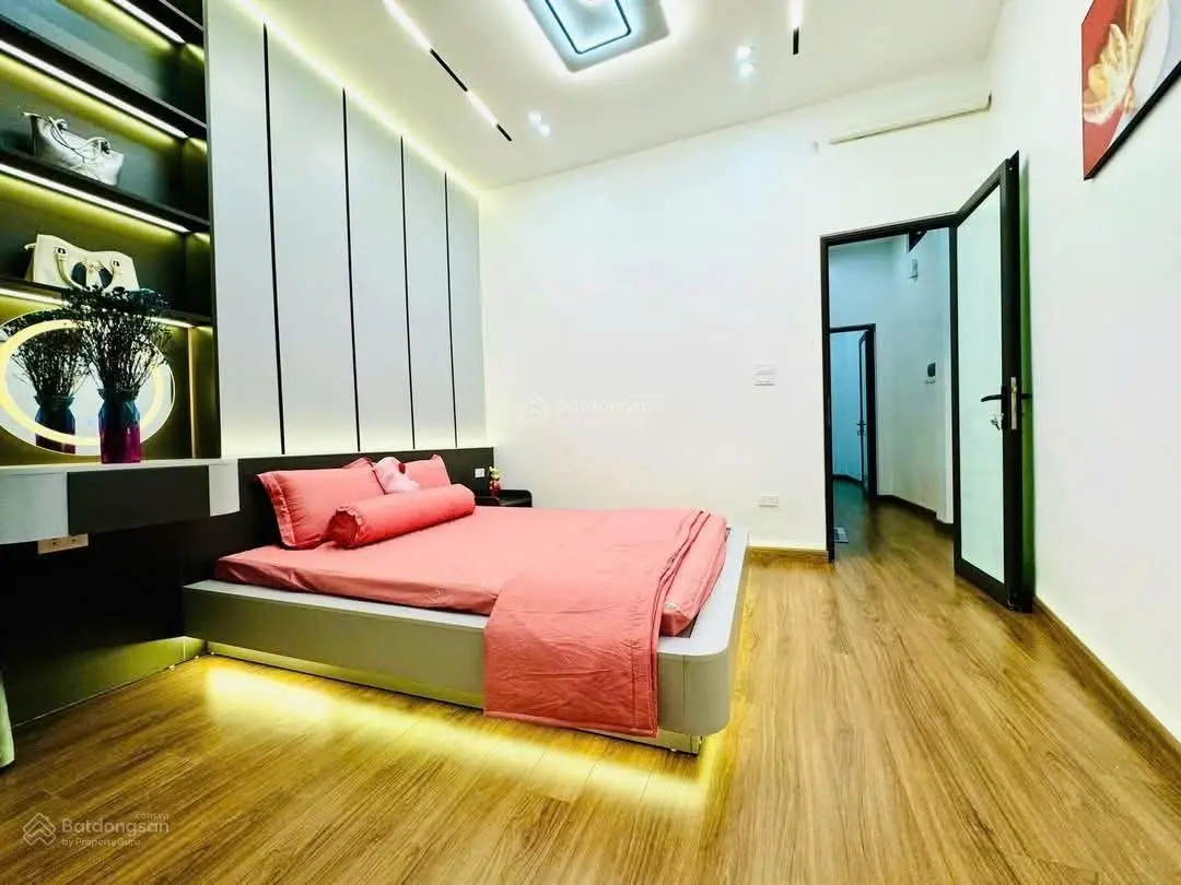 Bán nhà lô góc ngõ 112 Phố Ngọc Khánh, Quận Ba Đình cơ hội vàng