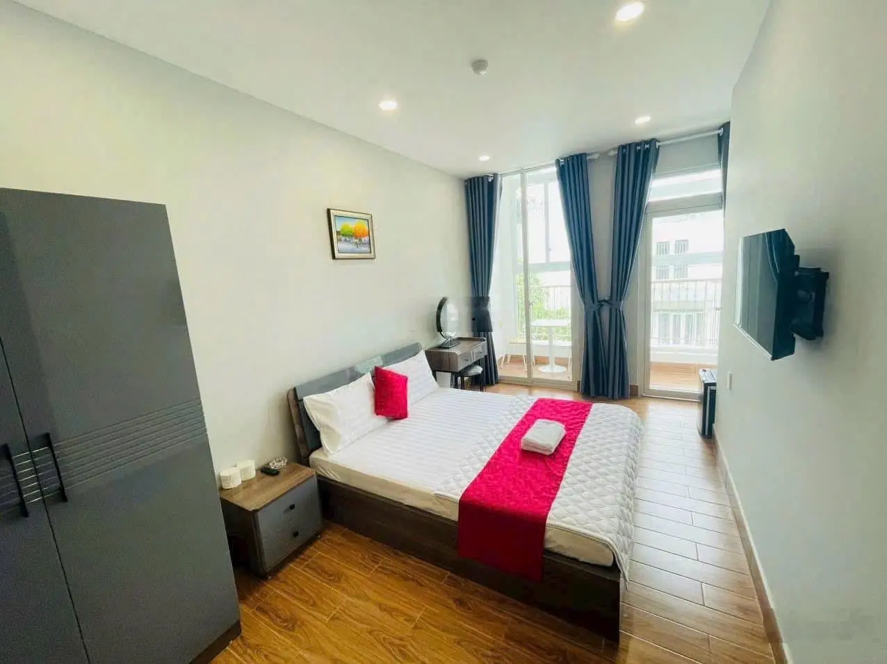 Bán khách sạn đẹp, mới nhất khu Công Ích Quận 7 TP HCM
