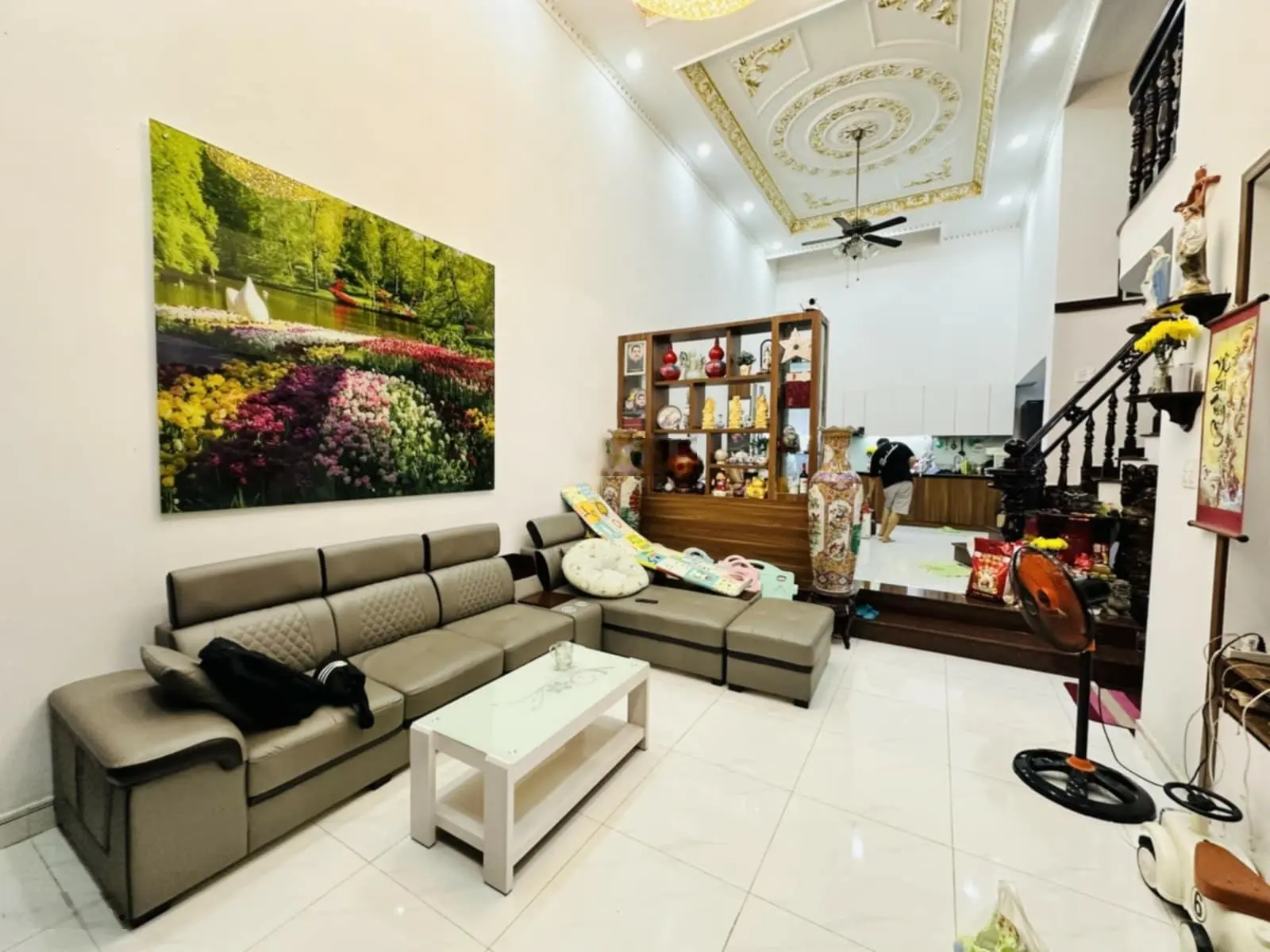 Có tiền mua ngay biệt thự khu VIP P3 Gò Vấp - ngay BV 175 - ngang 9m bề thế - 4 tầng - NT cao cấp