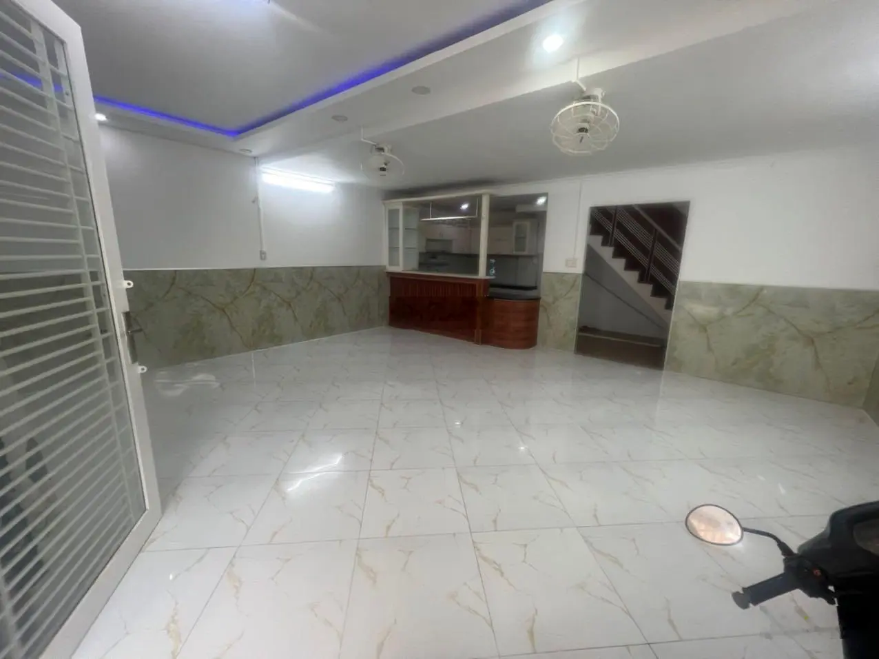 Chính chủ bán gấp trệt C/C Tây Thạnh, q tân phú diện tích ở 105m2, 3 phòng ngủ, 2WC