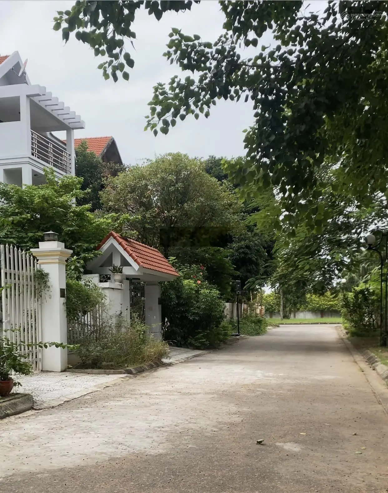 Đại đô thị cả Hà nội có, duy nhất KĐT Quang Minh nằm kề Sân bay. Gọi chính chủ trang bìa!