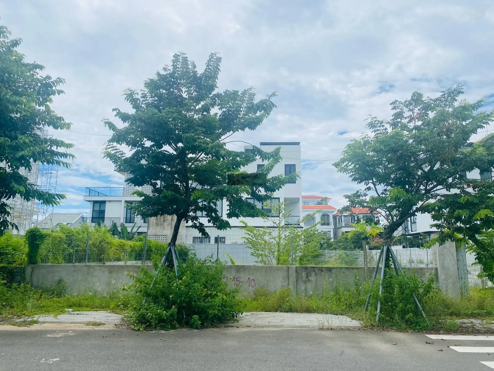 Bán đất biệt thự Giáng Hương 7 kẹp vệt cây xanh,Euro Village 2,Hoà Xuân,Đà Nẵng .DT 462m2